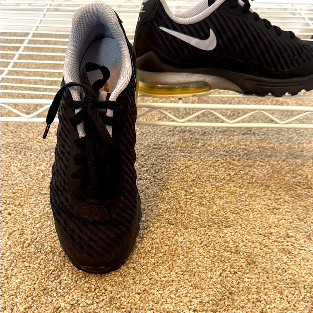 Nike Black and Gray Sneakers